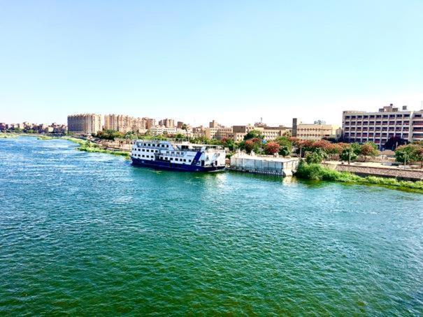 Hotel Ship Queen Isis Elminya Эль-Минья Экстерьер фото